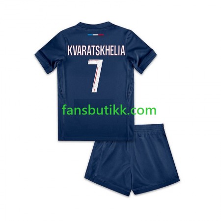Fotballdrakt Paris Saint-Germain Khvicha Kvaratskhelia 7 Barn Hjemmetrøye 2024-2025 Kortermet